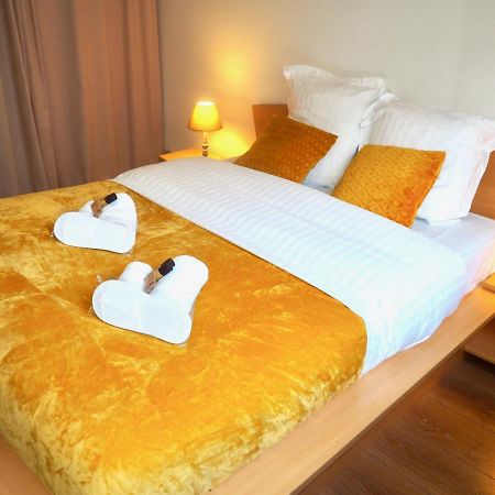 Helvetios YourHostHelper Appartement Caen Buitenkant foto