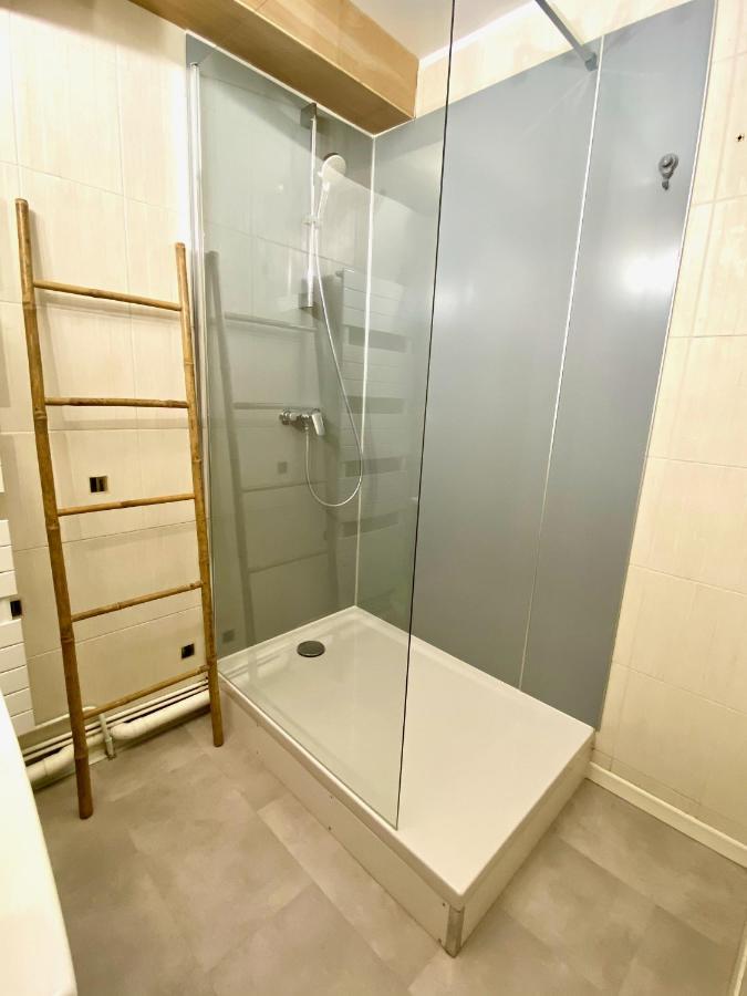 Helvetios YourHostHelper Appartement Caen Buitenkant foto